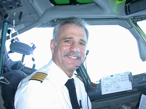 Akram Ftaya Flying the B737
