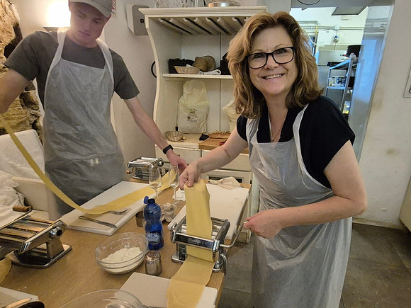 Zuzi at cooking class