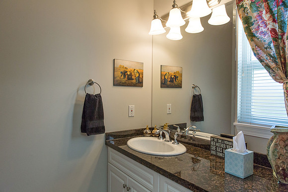 House Sale-8863