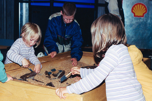 Drumheller - Pretend Dinosaur Dig