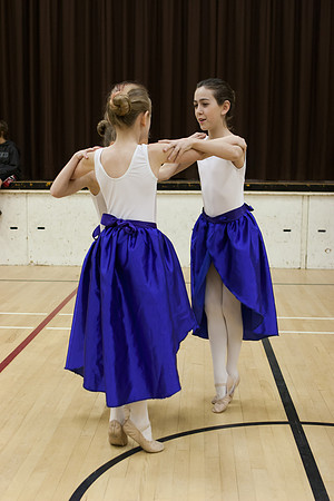 Querin Ballet - Hall's Prairie Market April 2006-0049